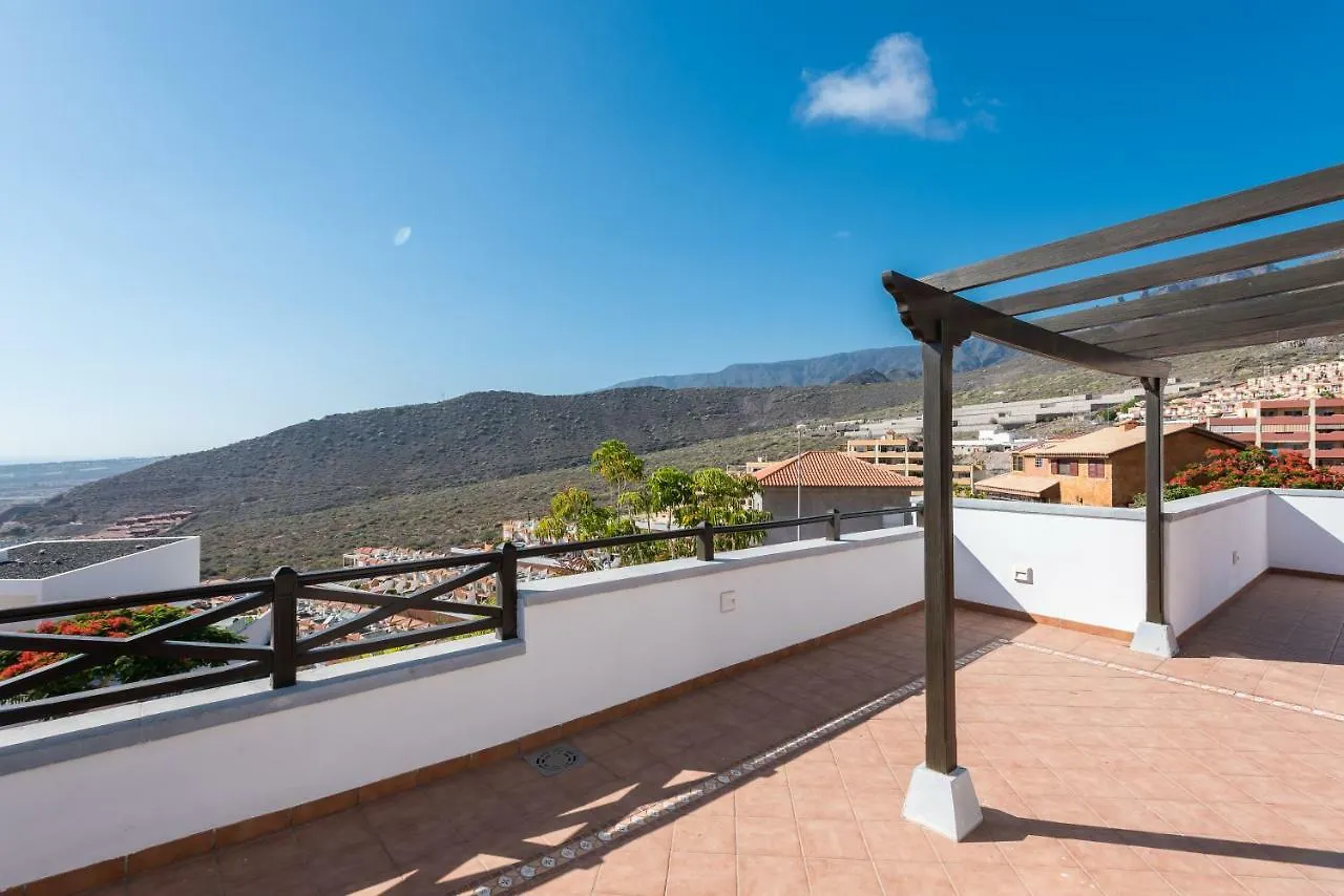 1 CHARMING VILLA Private Garden Pool, Bbq! Costa Adeje